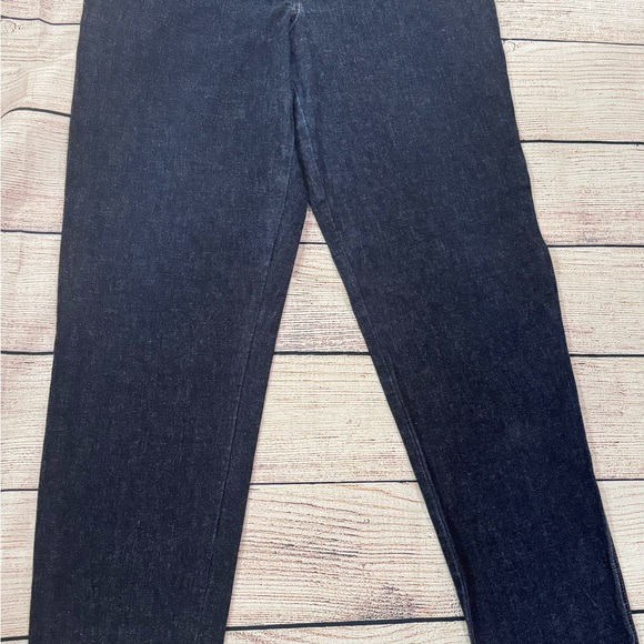 Jones of New York Soft Wide Leg Blue Denim Jeans Size 12 - Picture 6 of 7